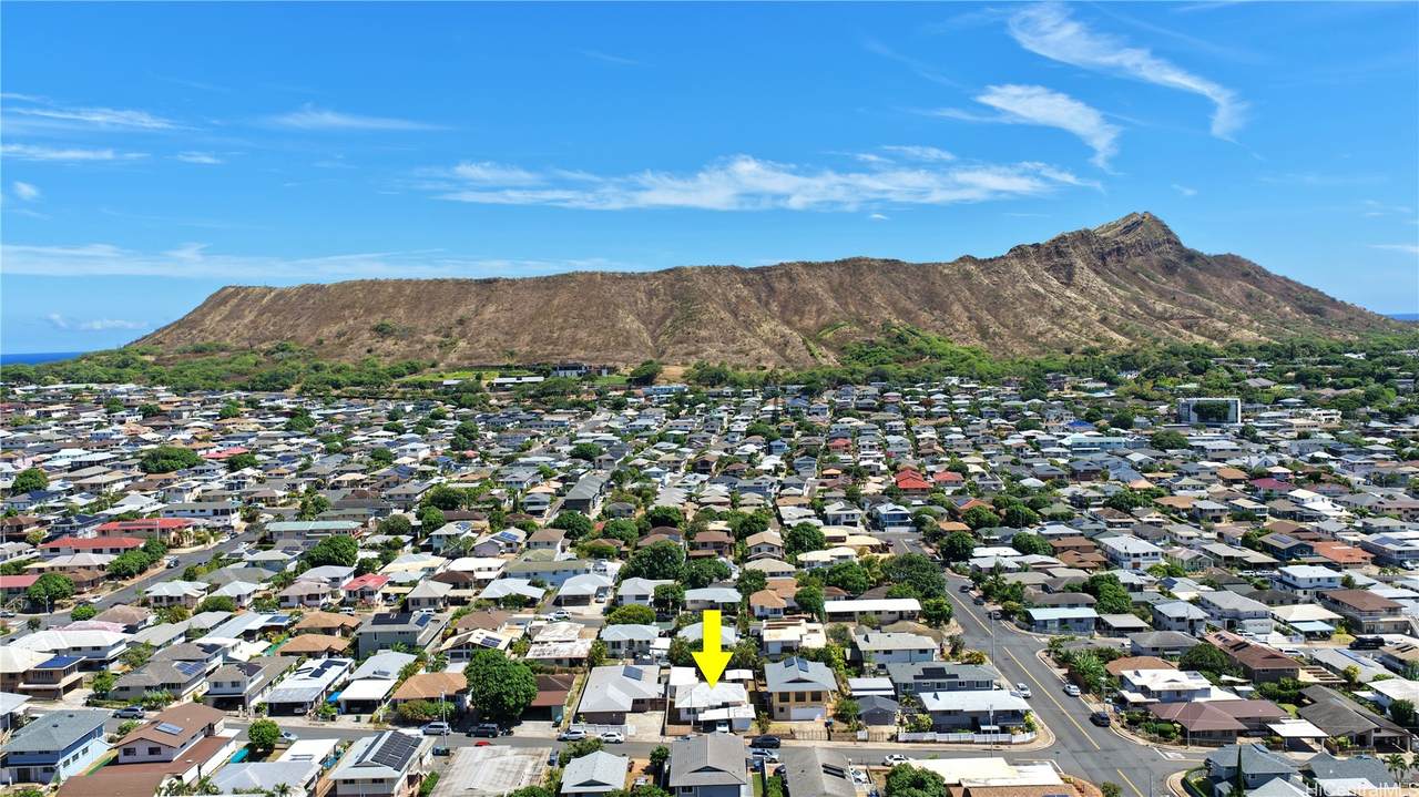 3317 Esther Street - Photo 1