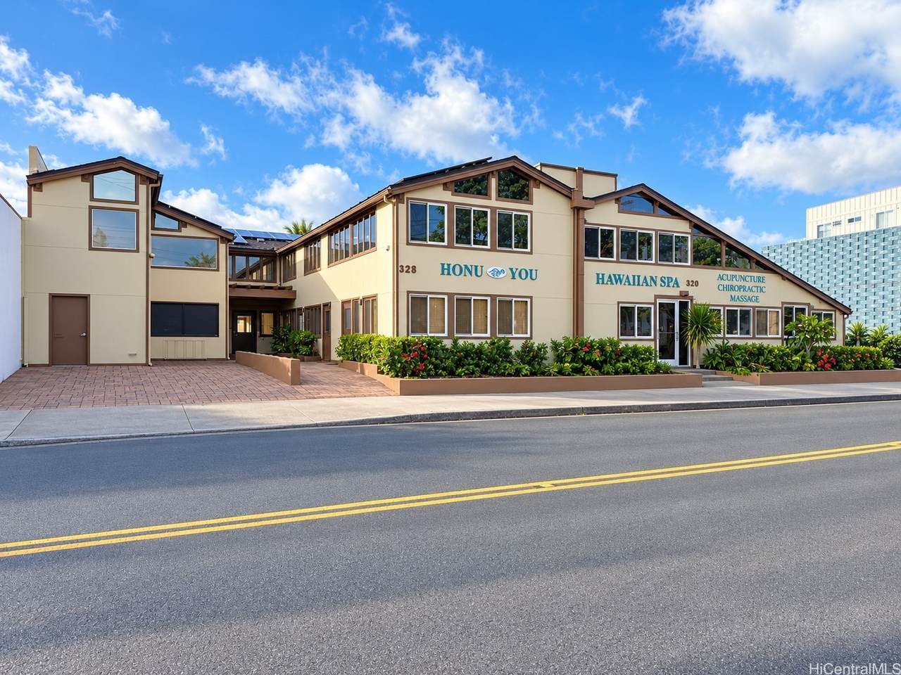 320 Uluniu Street - Photo 1