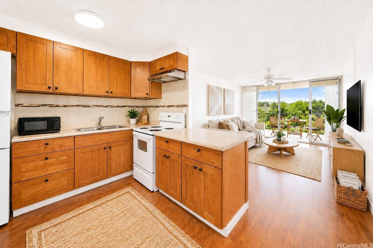 95-061 Waikalani Drive - Photo 1