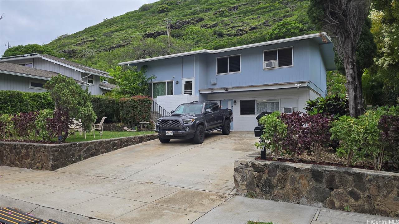 532 Pepeekeo Place - Photo 1