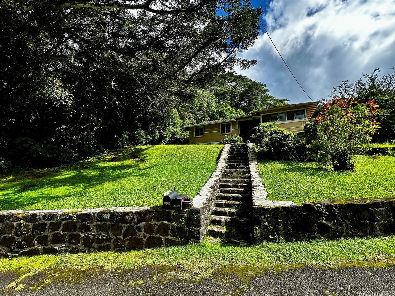 https://bt-photos.global.ssl.fastly.net/honolulu/1280_boomver_1_202617355-2.jpg