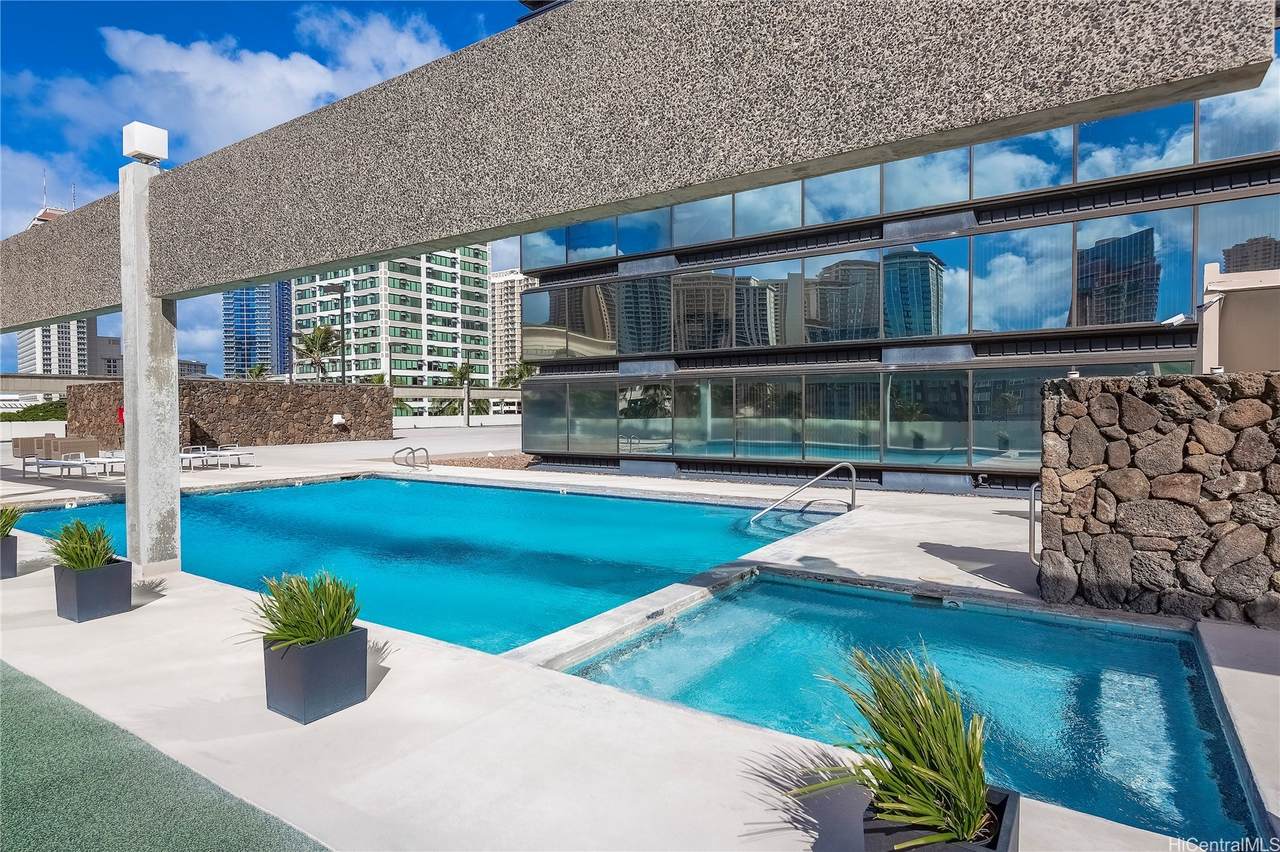 https://bt-photos.global.ssl.fastly.net/honolulu/1280_boomver_1_202618710-2.jpg