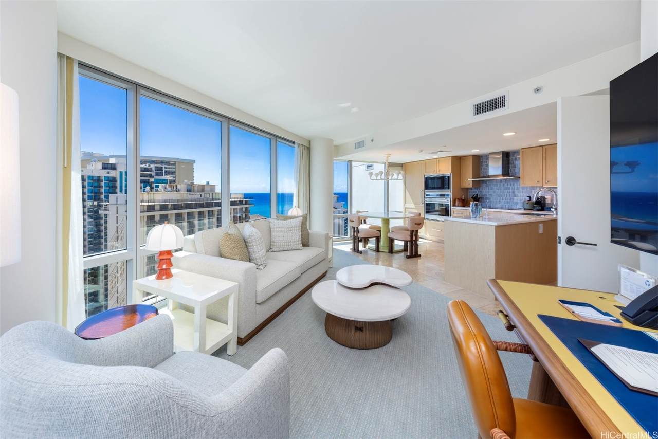 223 Saratoga Road - Photo 1