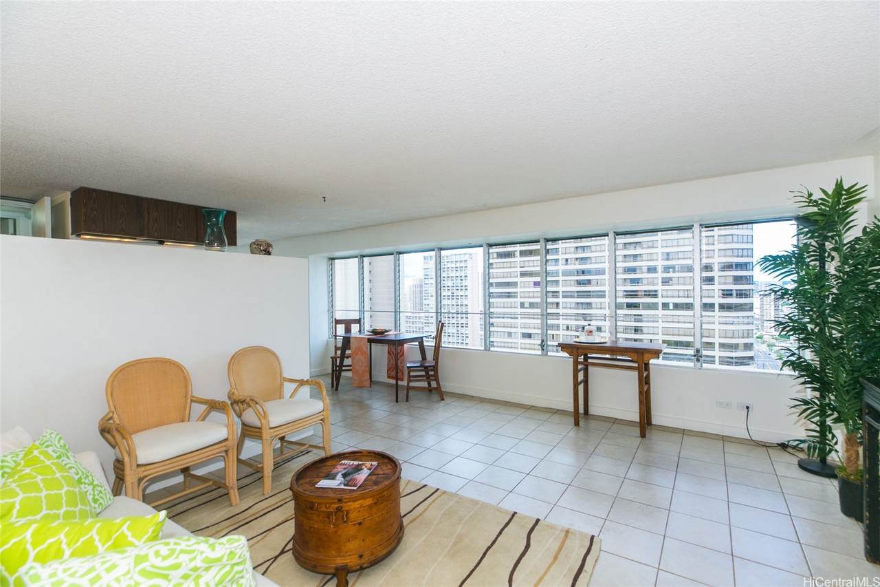 2525 Date Street - Photo 1