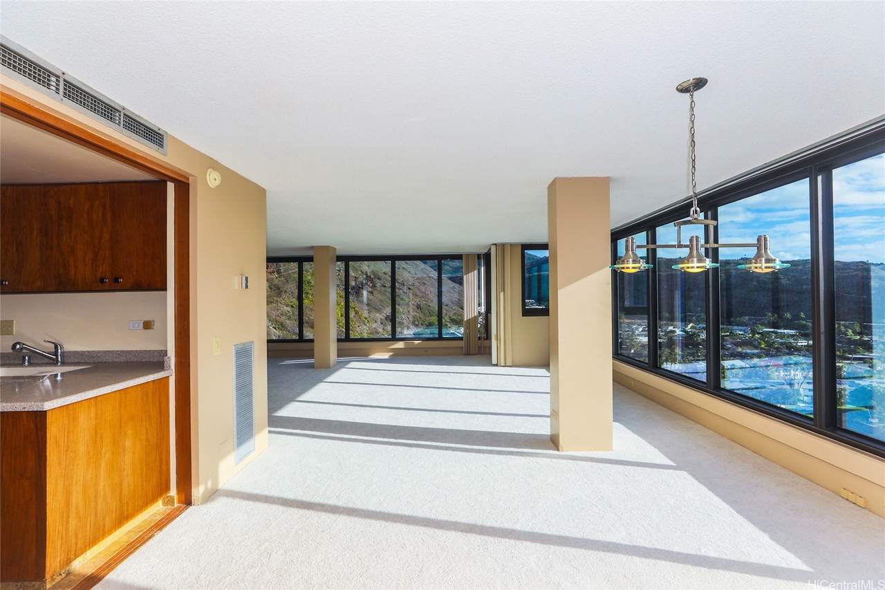 250 Kawaihae Street - Photo 1