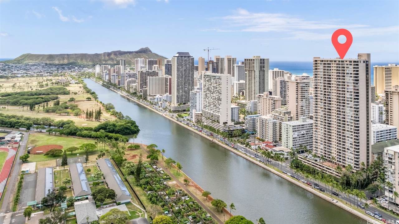 2121 Ala Wai Boulevard - Photo 1