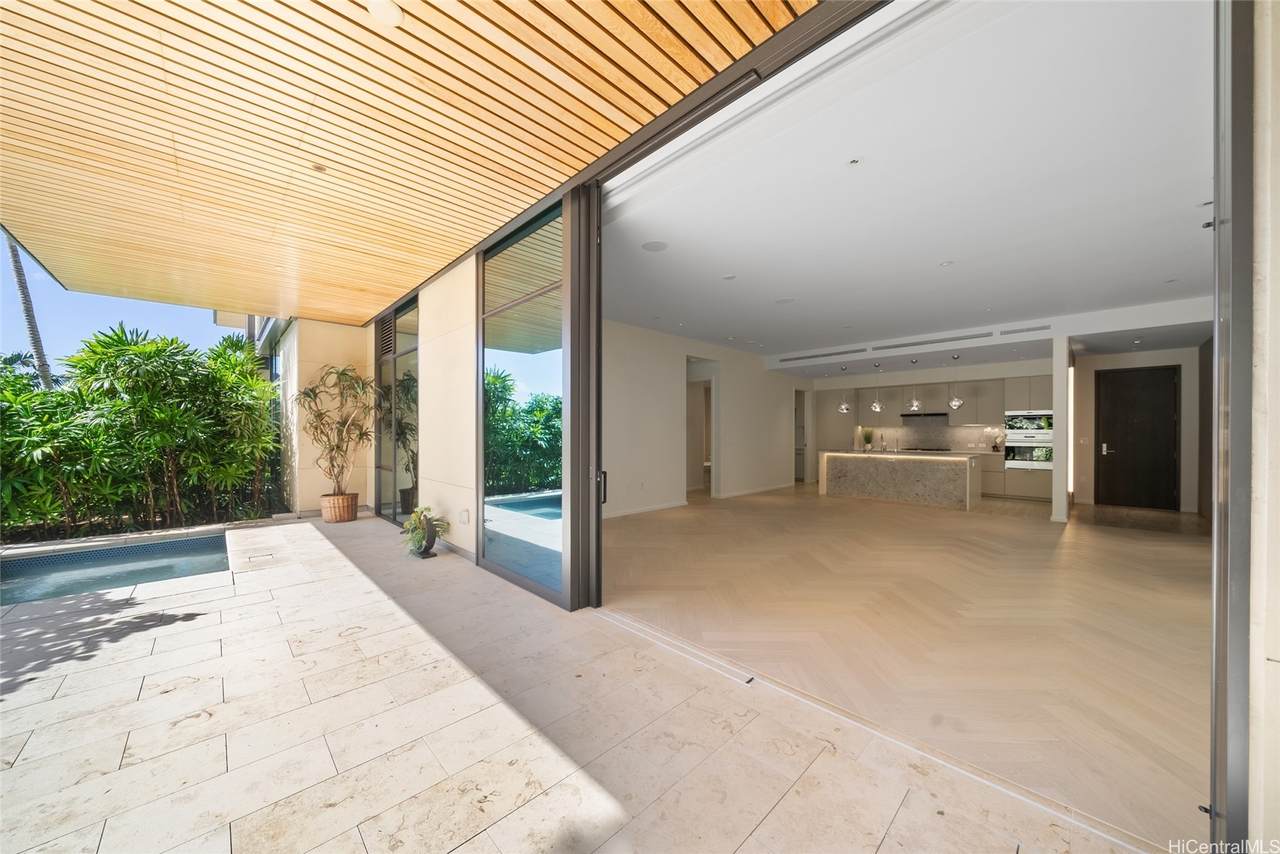 1388 Ala Moana Boulevard - Photo 1