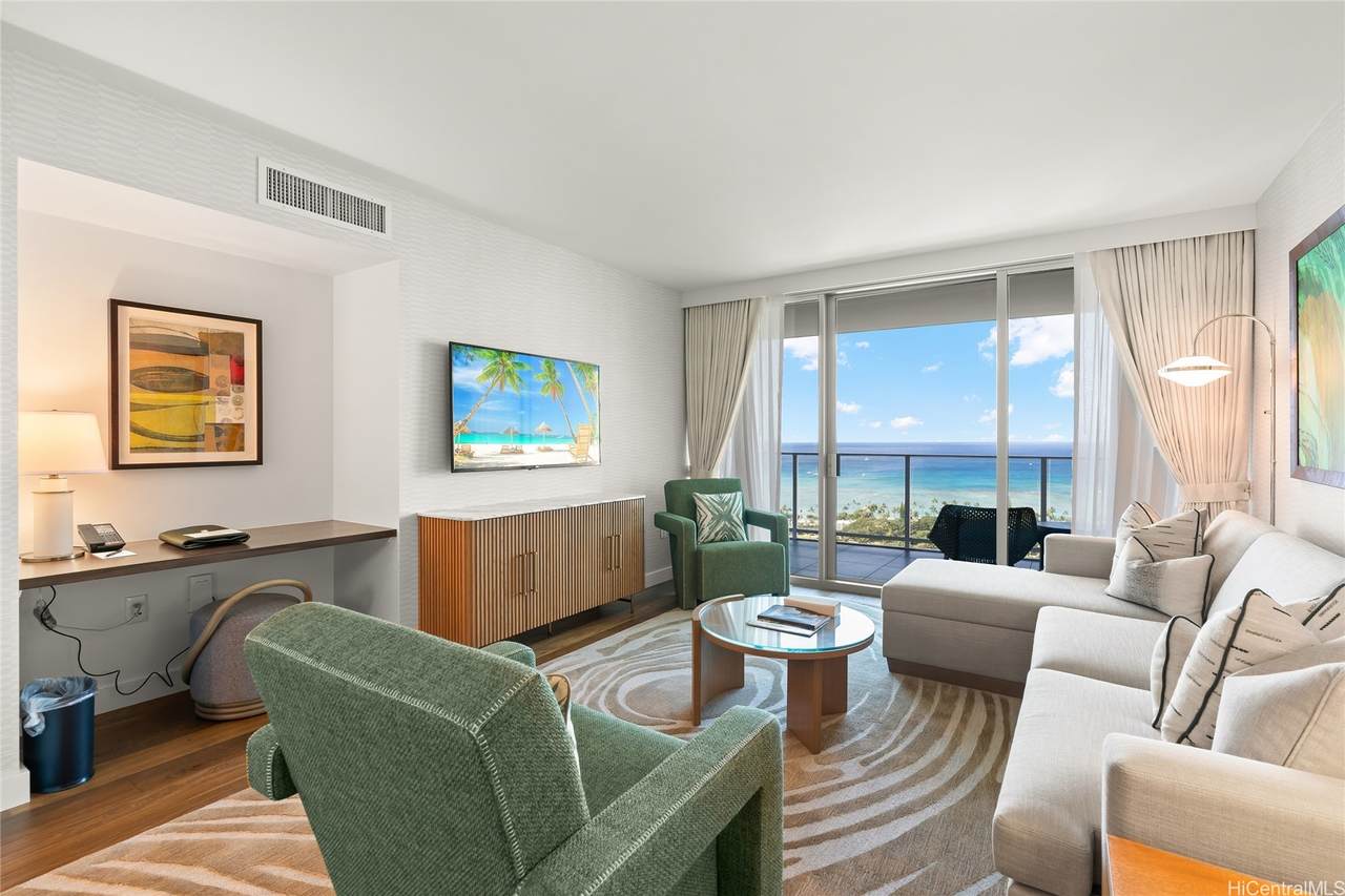 383 Kalaimoku Street - Photo 1