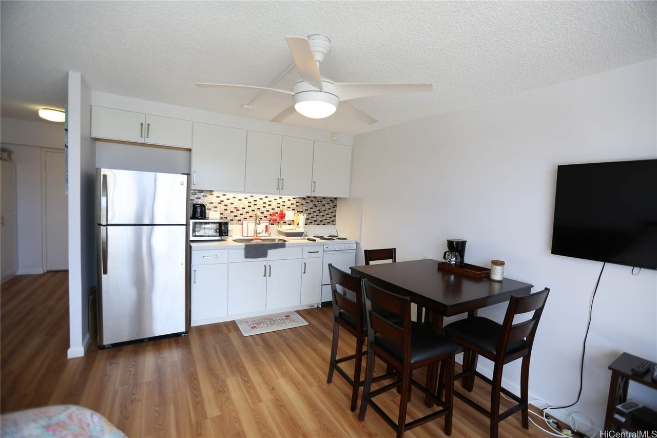 1650 Kanunu Street - Photo 1