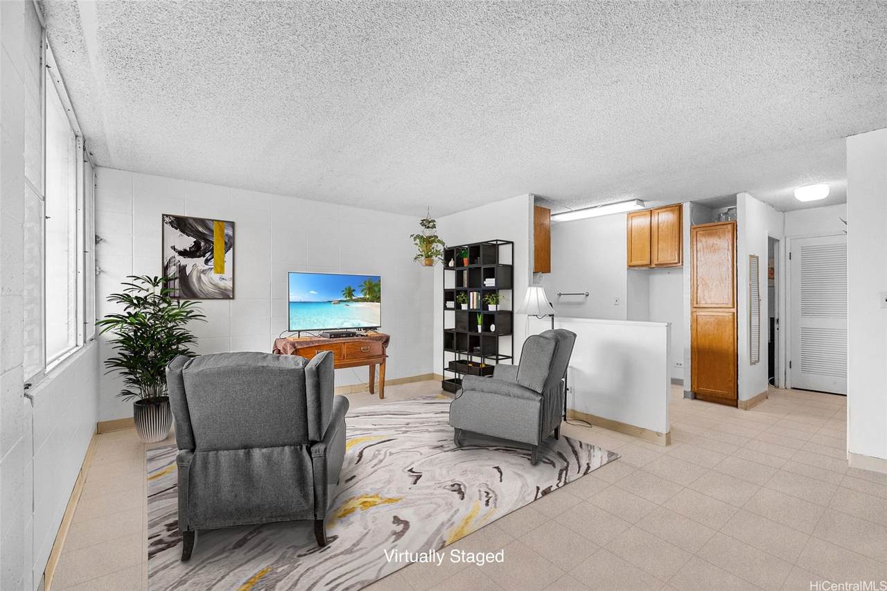 94-246 Leoku Street - Photo 1