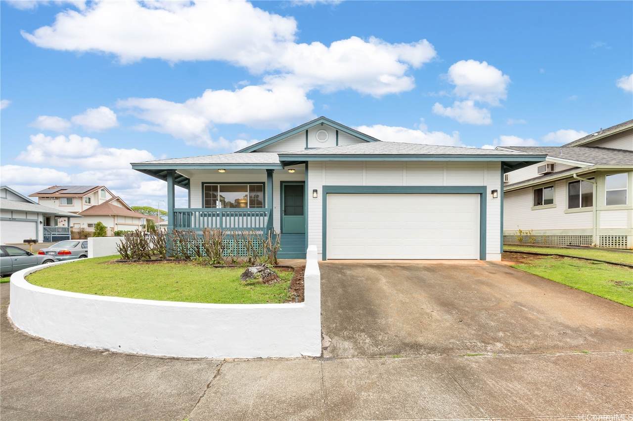 95-1090 Puneki Street - Photo 1