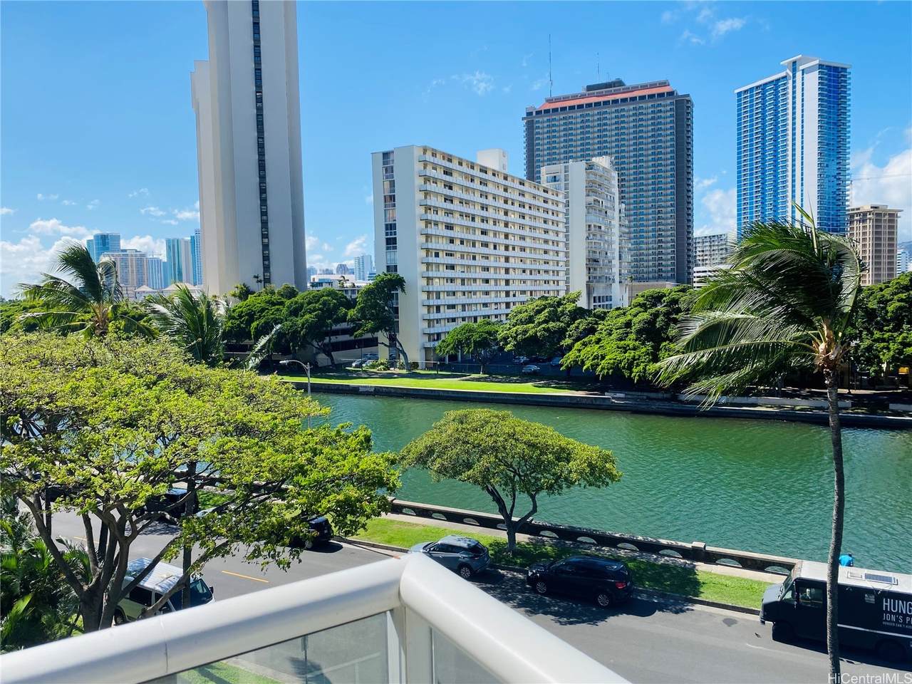 1551 Ala Wai Boulevard - Photo 1