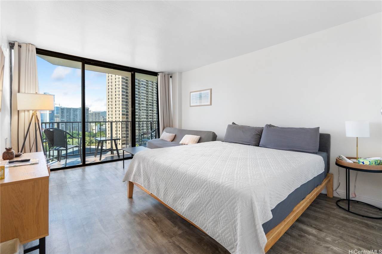 1850 Ala Moana Boulevard - Photo 1