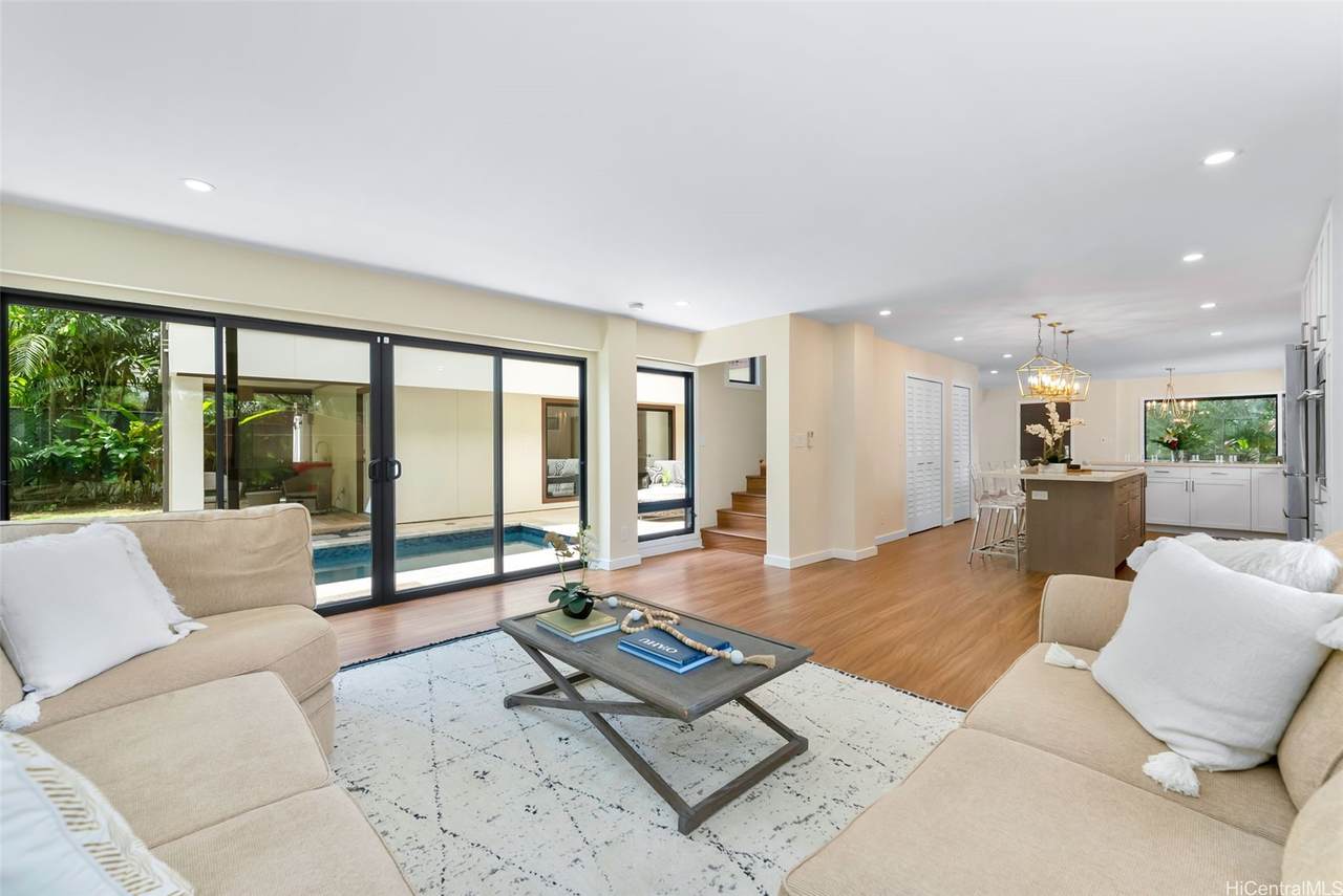 3002 Diamond Head Road - Photo 1