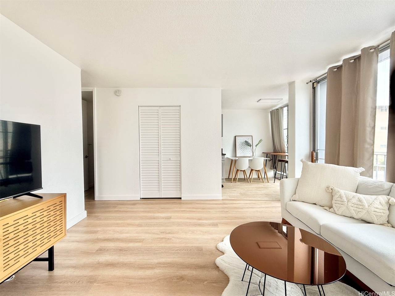 1456 Thurston Avenue - Photo 1