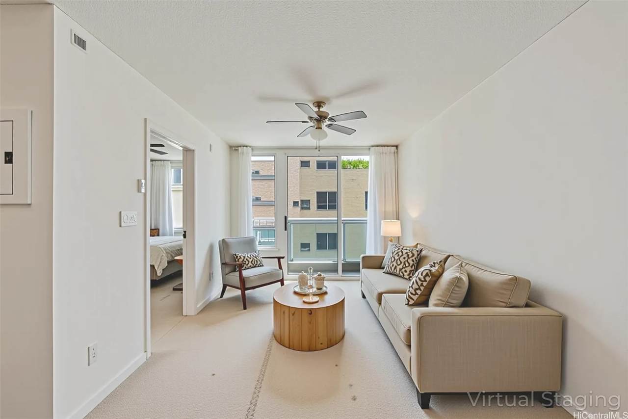 1448 Young Street - Photo 1