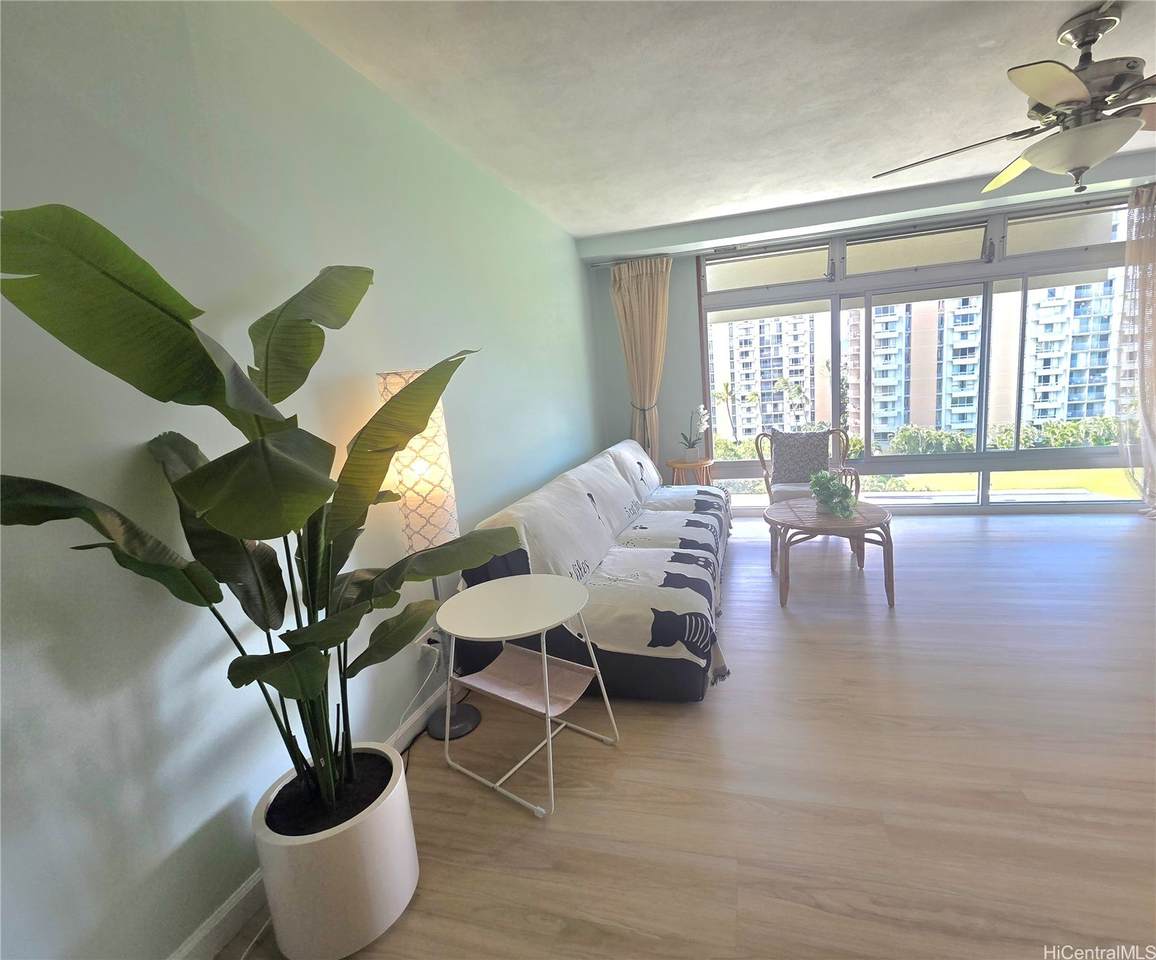 1511 Nuuanu Avenue - Photo 1