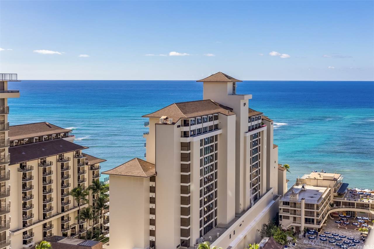 223 Saratoga Road - Photo 1