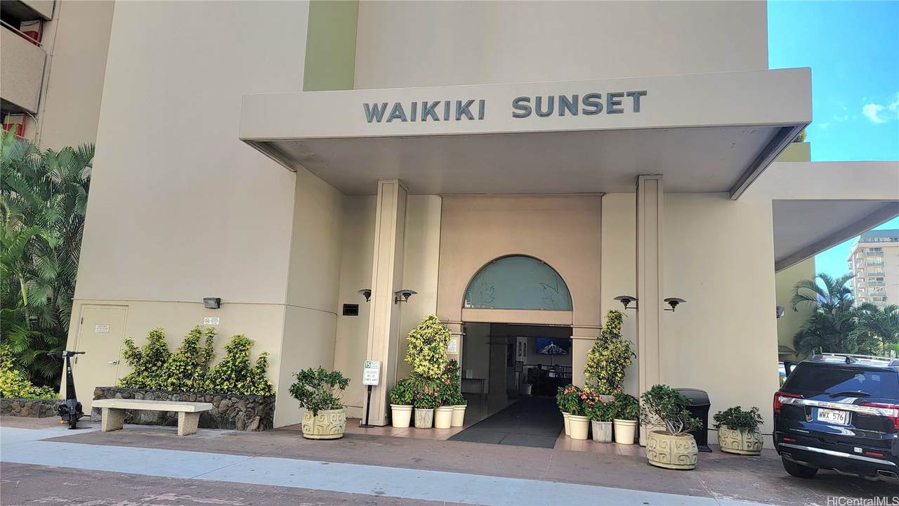 229 Paoakalani Avenue - Photo 1