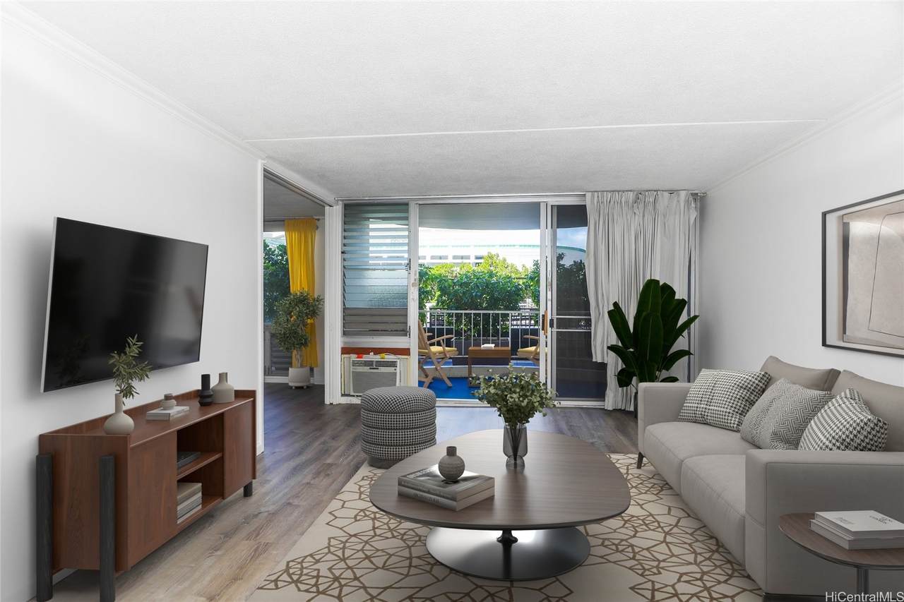 1717 Ala Wai Boulevard - Photo 1