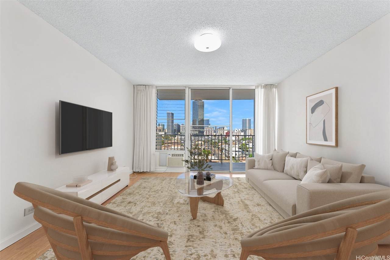 2015 Lime Street - Photo 1