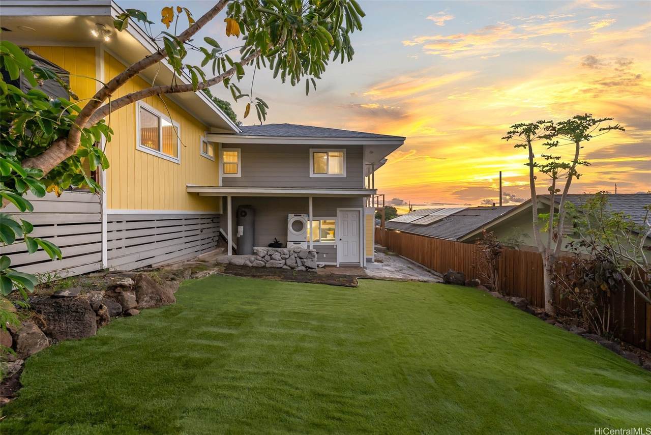 1570 Ohu Street - Photo 1