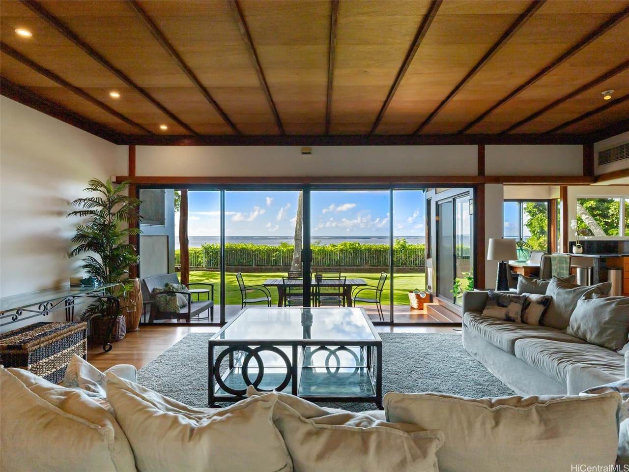 5543 Kalanianaole Highway - Photo 1
