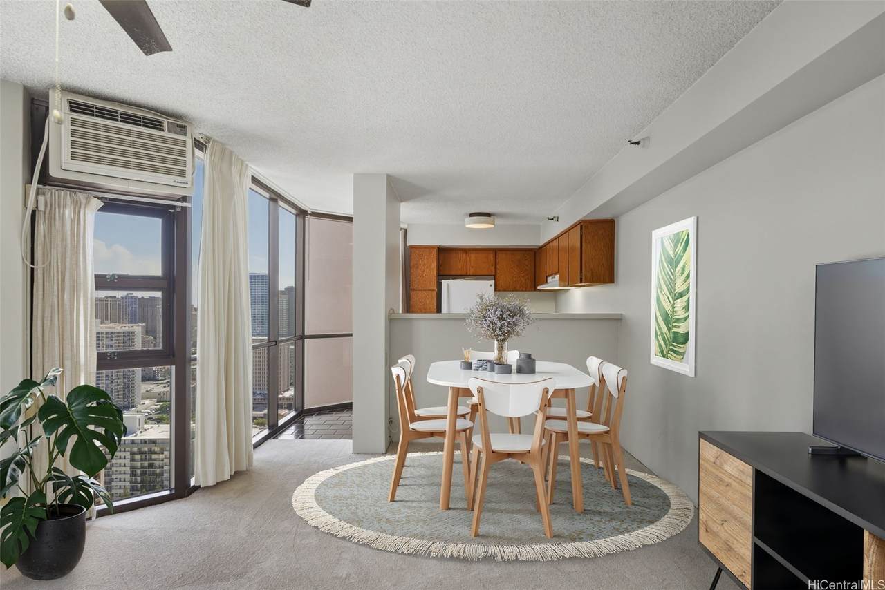 930 Kaheka Street - Photo 1