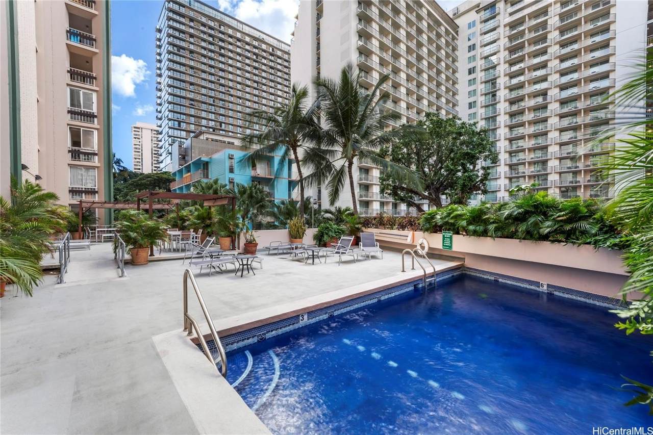 https://bt-photos.global.ssl.fastly.net/honolulu/orig_boomver_2_202528000-2.jpg