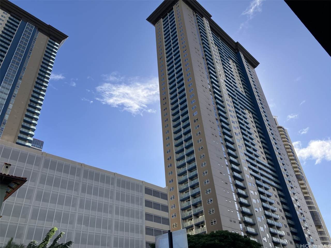 https://bt-photos.global.ssl.fastly.net/honolulu/1280_boomver_1_202600162-2.jpg