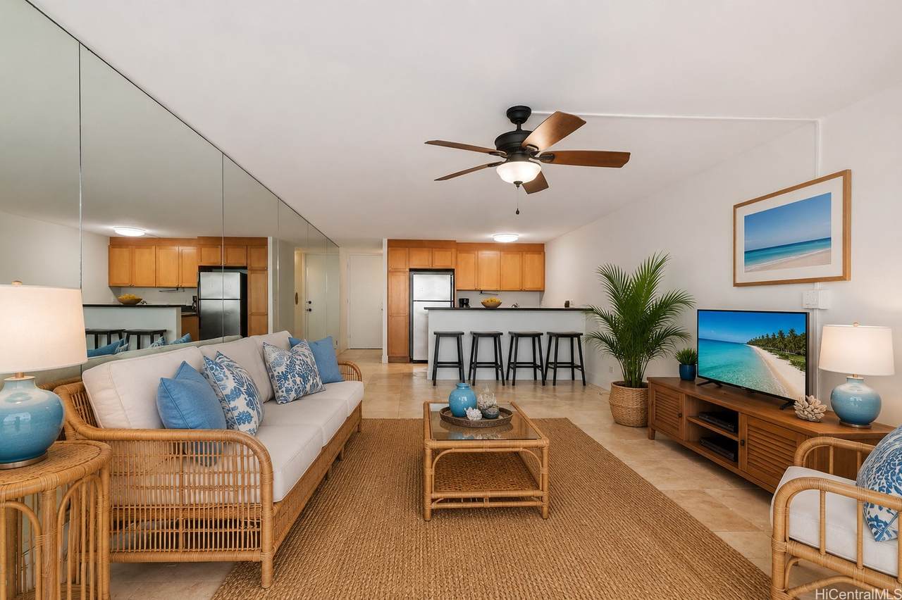 https://bt-photos.global.ssl.fastly.net/honolulu/1280_boomver_1_202600352-2.jpg
