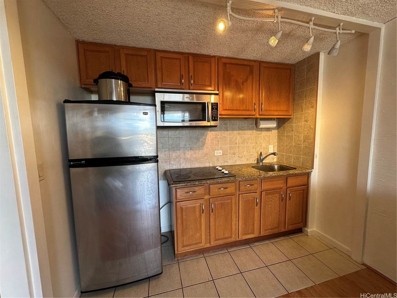 https://bt-photos.global.ssl.fastly.net/honolulu/1280_boomver_2_202600727-2.jpg