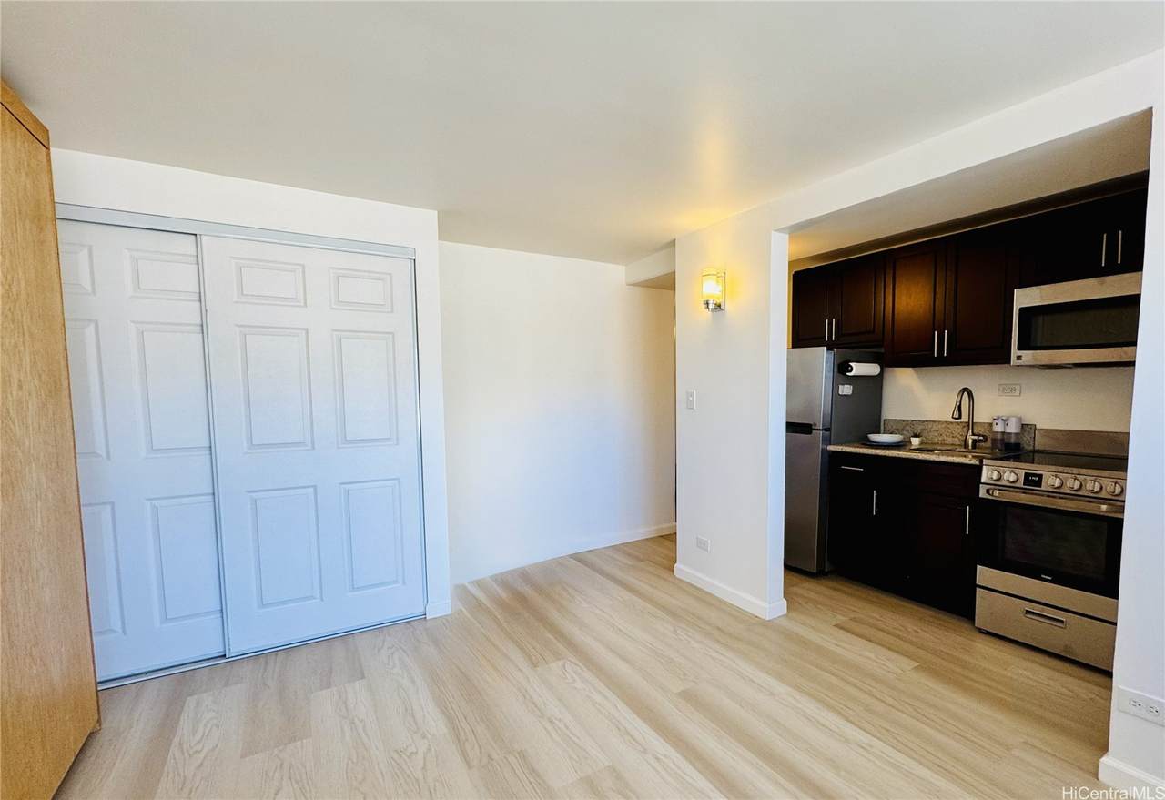 2525 Date Street - Photo 1