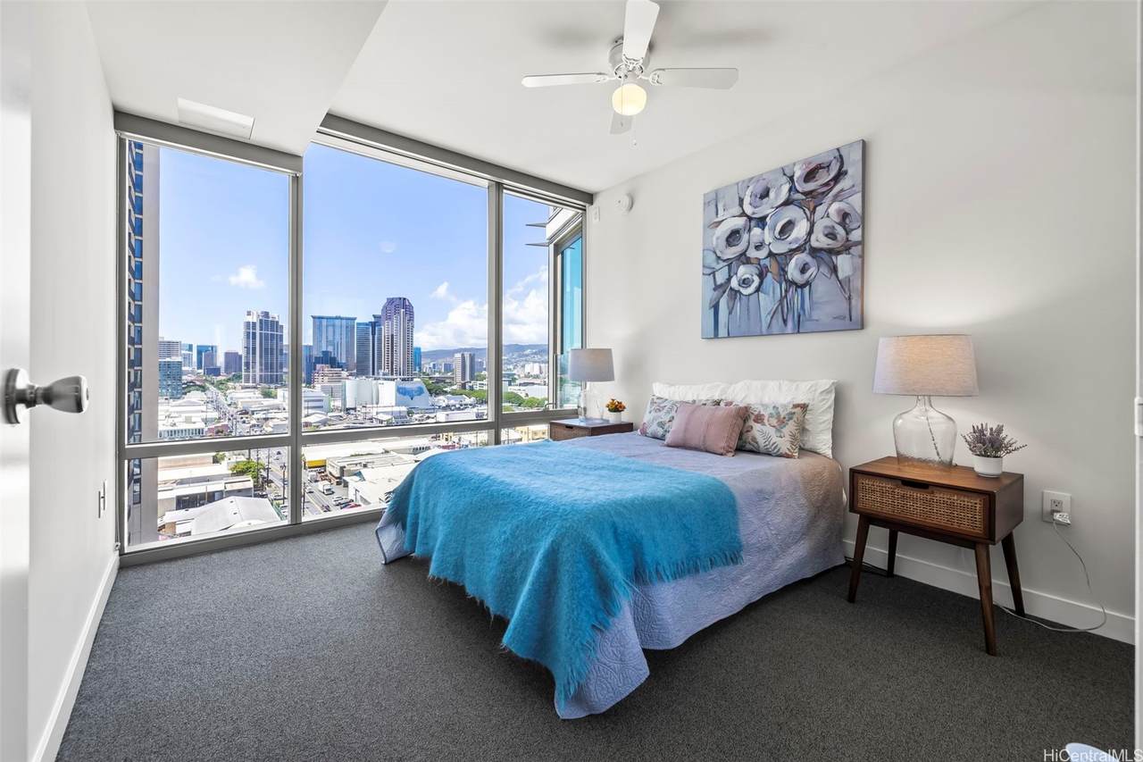 https://bt-photos.global.ssl.fastly.net/honolulu/1280_boomver_2_202600927-2.jpg