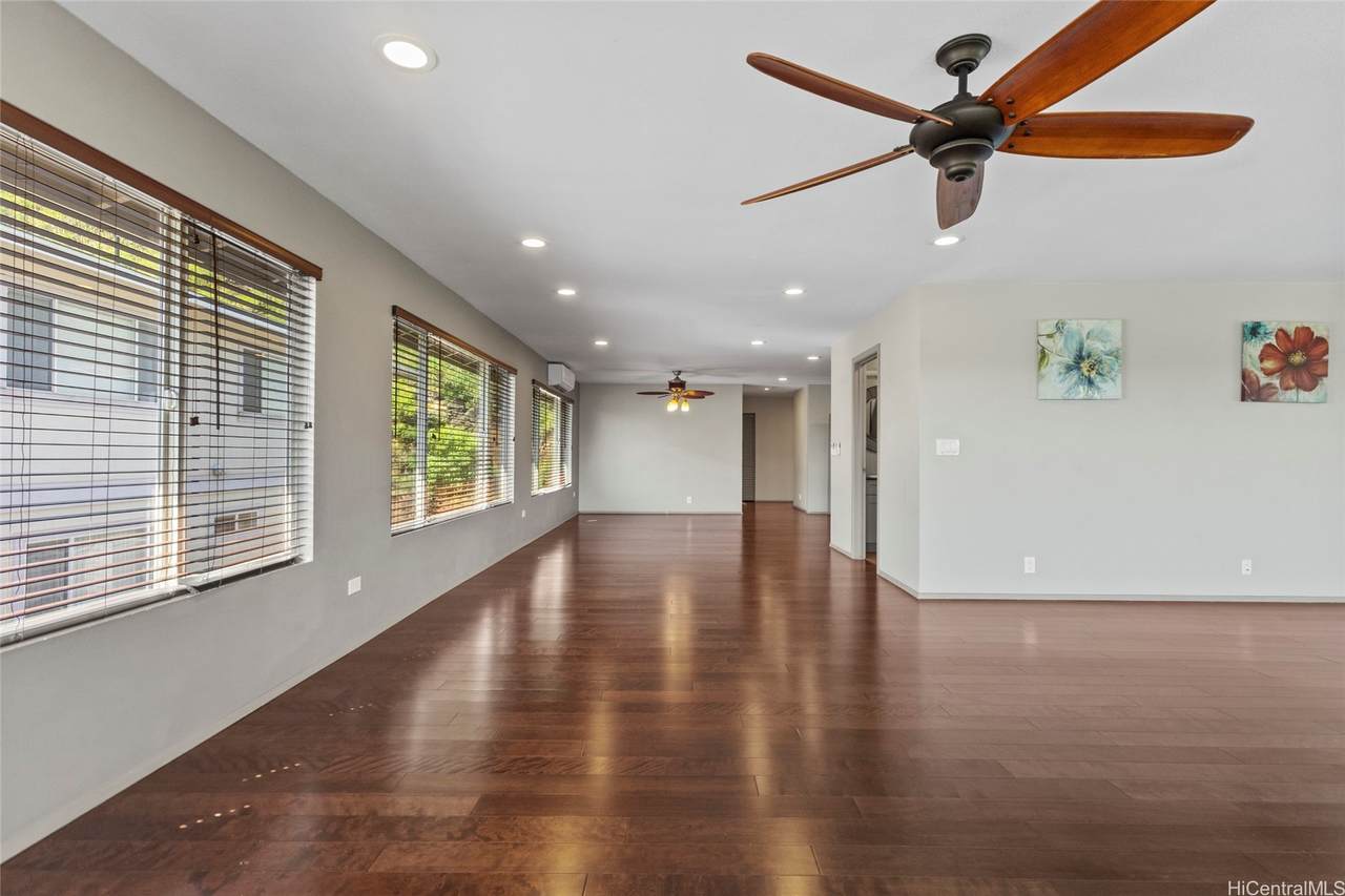 https://bt-photos.global.ssl.fastly.net/honolulu/1280_boomver_2_202600989-2.jpg