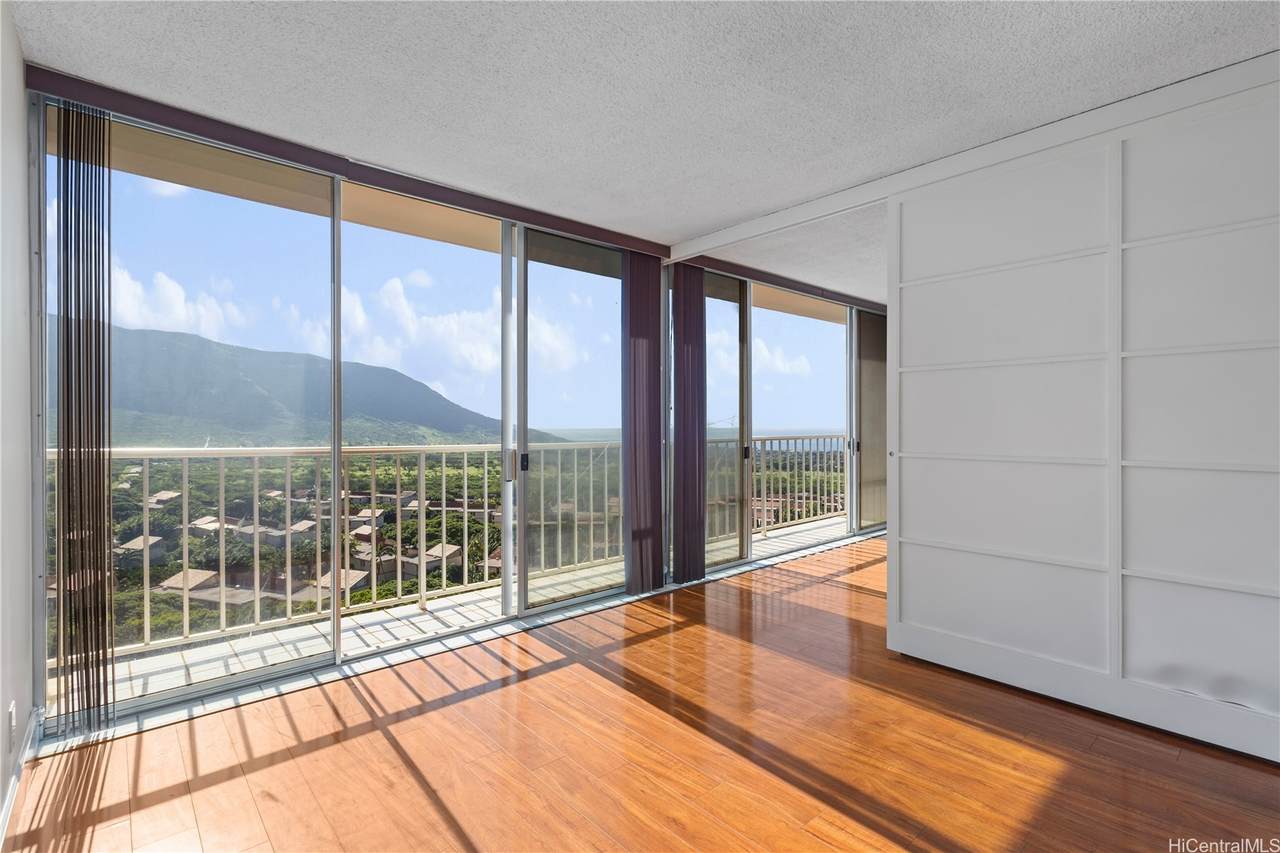 https://bt-photos.global.ssl.fastly.net/honolulu/1280_boomver_3_202601739-2.jpg