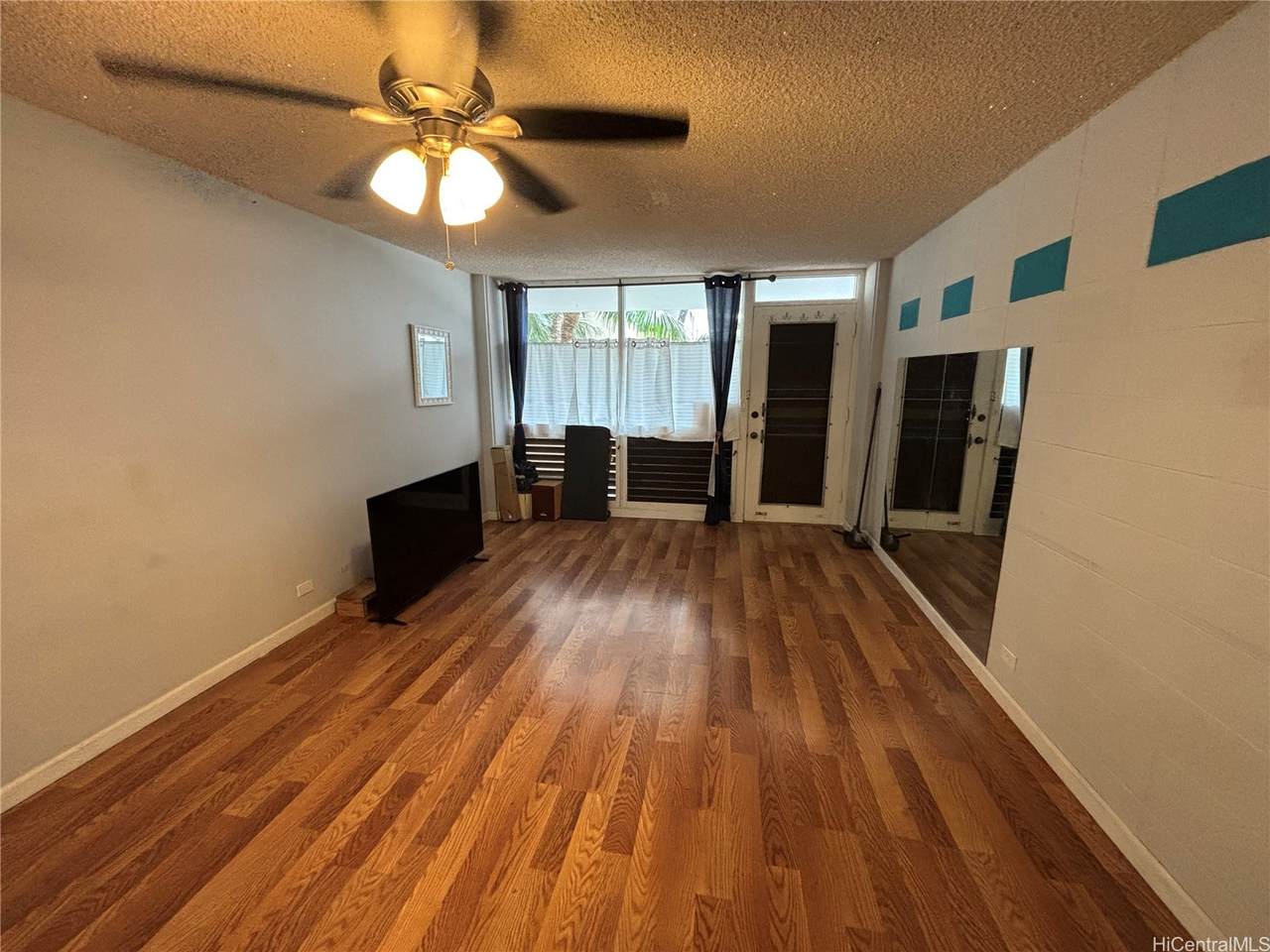 1720 Ala Moana Boulevard - Photo 1