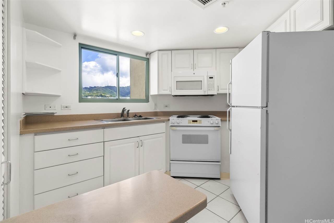 https://bt-photos.global.ssl.fastly.net/honolulu/1280_boomver_2_202603384-2.jpg