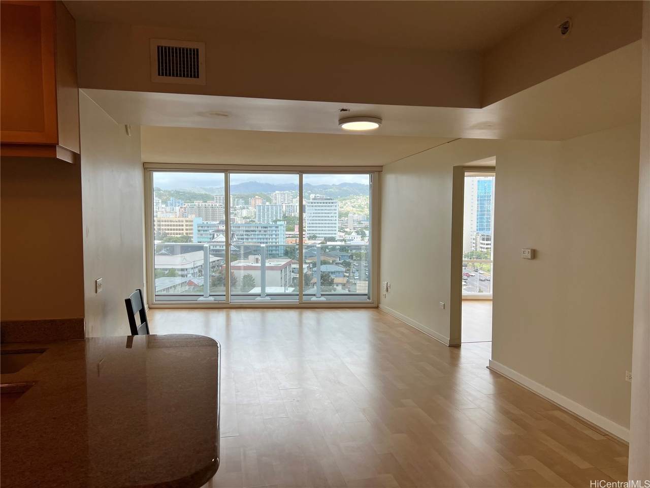 https://bt-photos.global.ssl.fastly.net/honolulu/1280_boomver_2_202603402-2.jpg