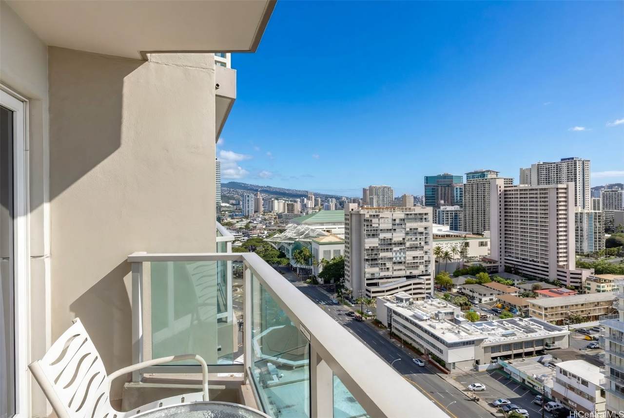 https://bt-photos.global.ssl.fastly.net/honolulu/1280_boomver_2_202603843-2.jpg