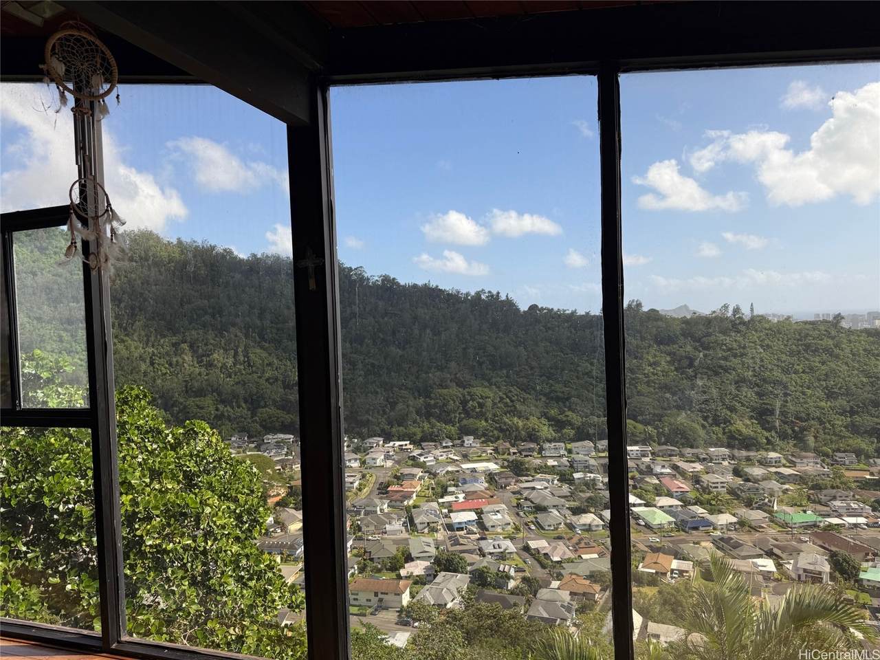 https://bt-photos.global.ssl.fastly.net/honolulu/1280_boomver_2_202604097-2.jpg