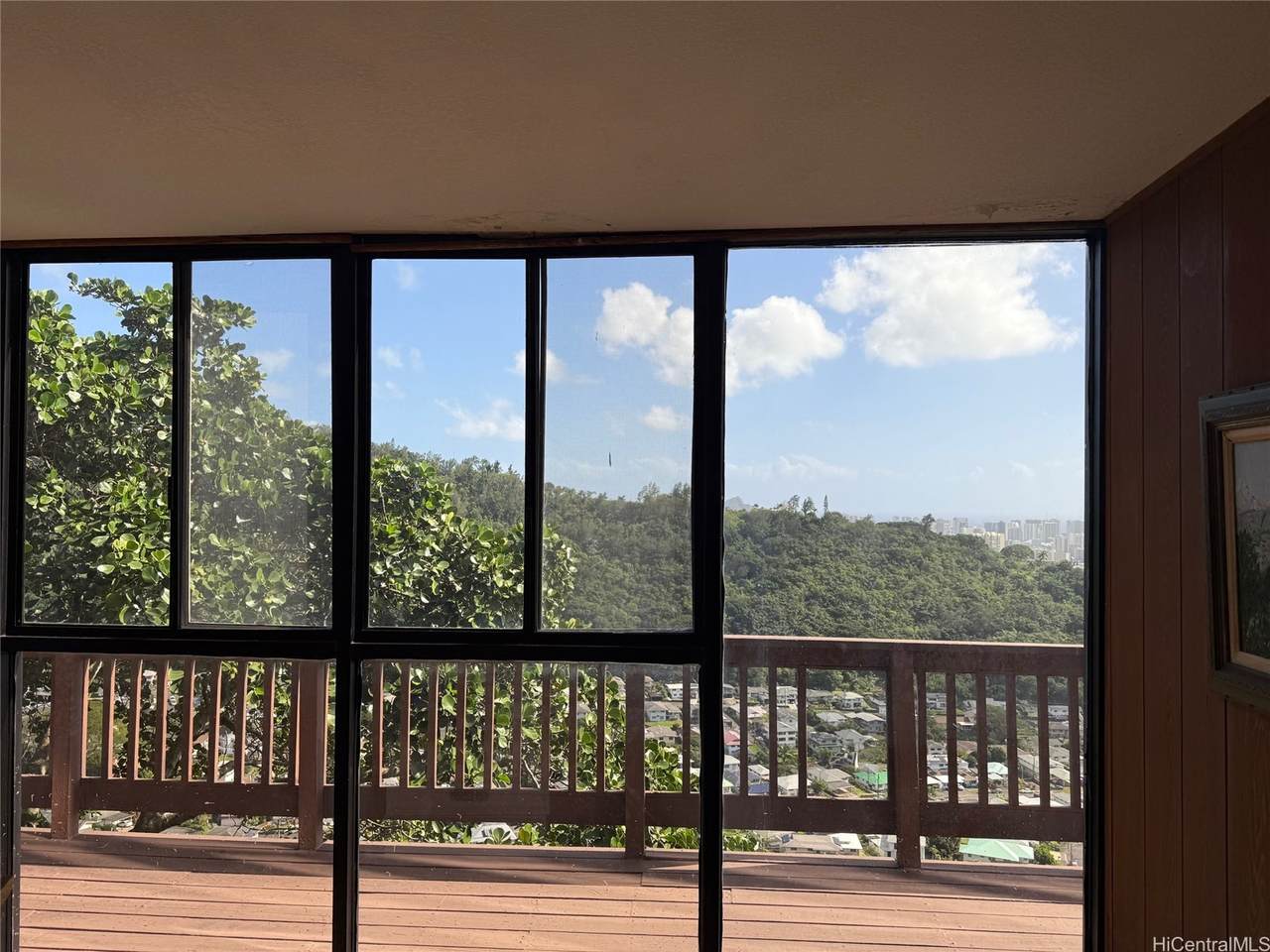 https://bt-photos.global.ssl.fastly.net/honolulu/1280_boomver_2_202604097-2.jpg