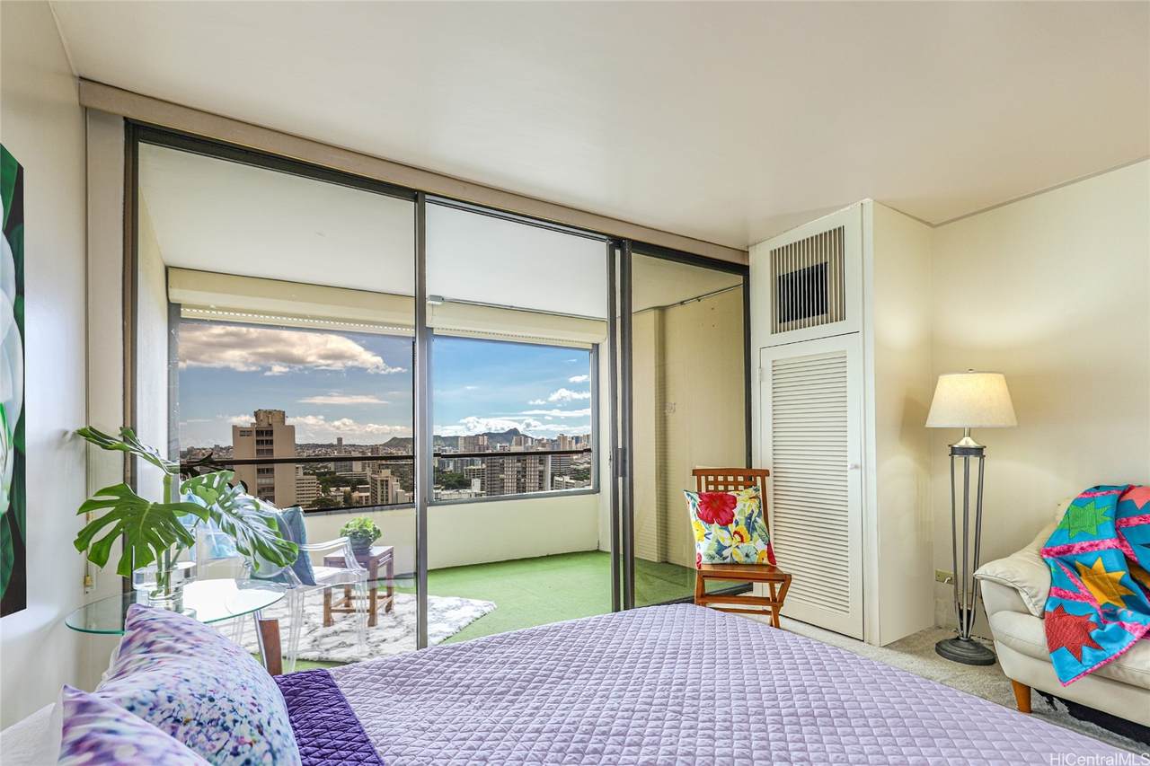 1717 Mott Smith Drive - Photo 1