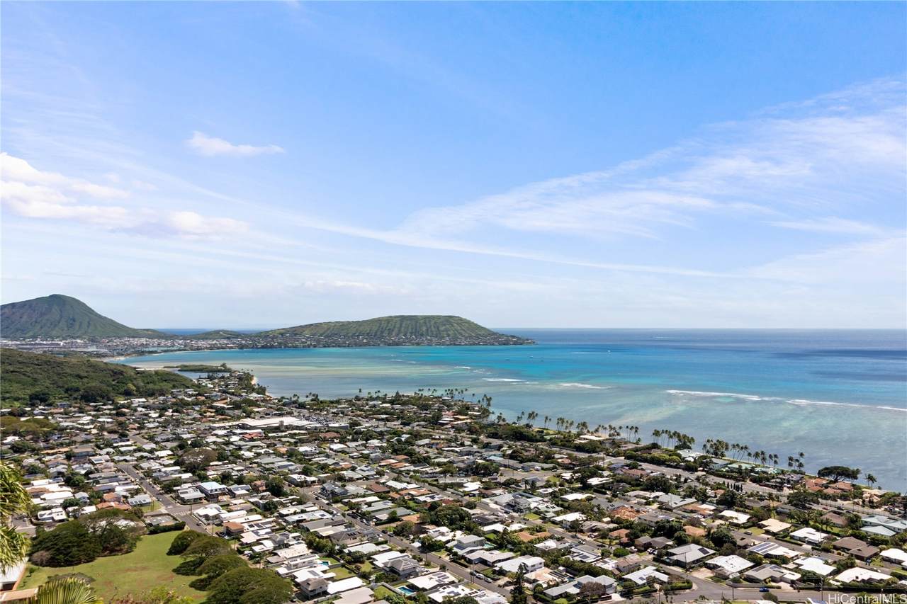 https://bt-photos.global.ssl.fastly.net/honolulu/1280_boomver_2_202604599-2.jpg