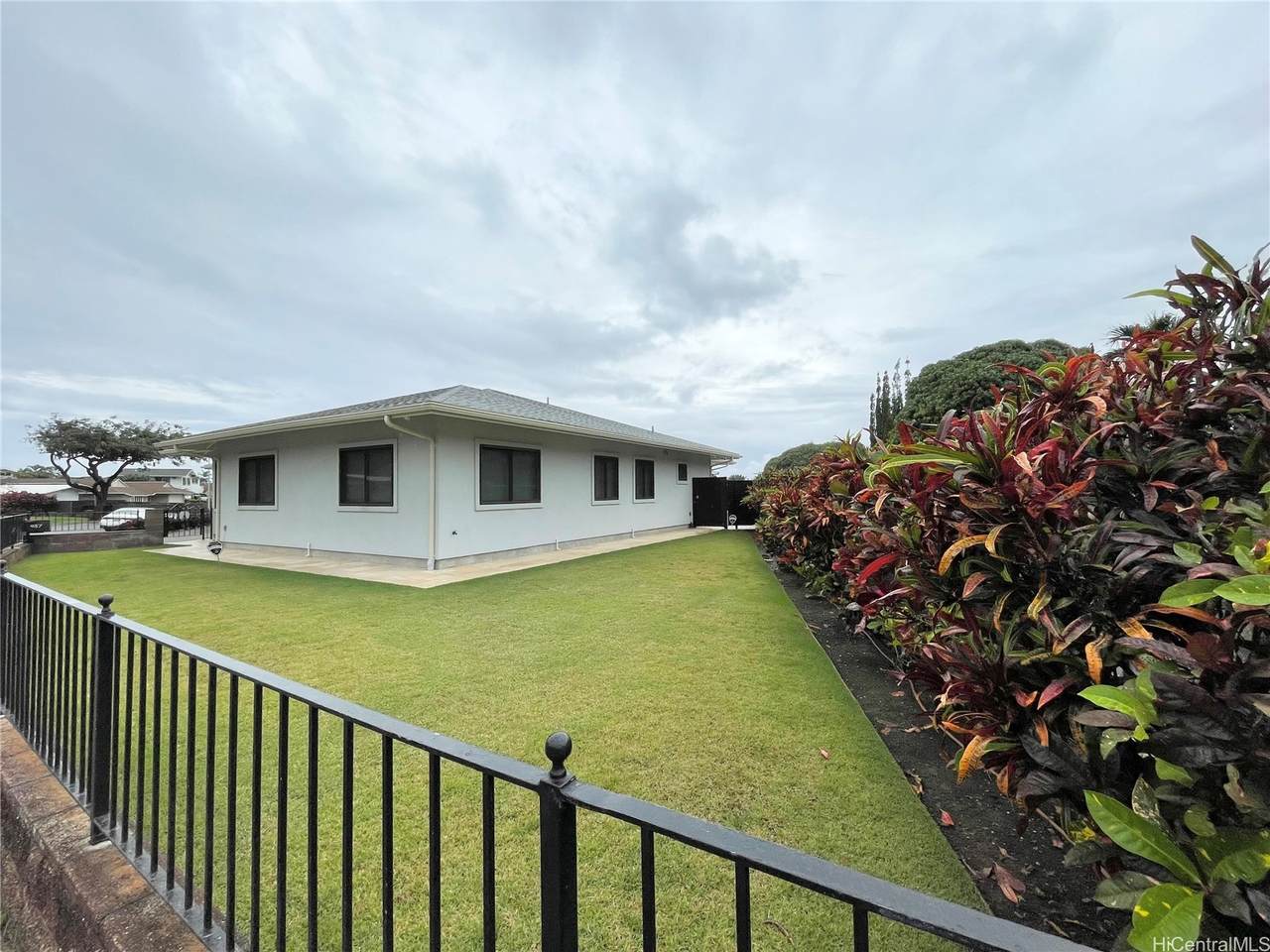 https://bt-photos.global.ssl.fastly.net/honolulu/1280_boomver_2_202604683-2.jpg