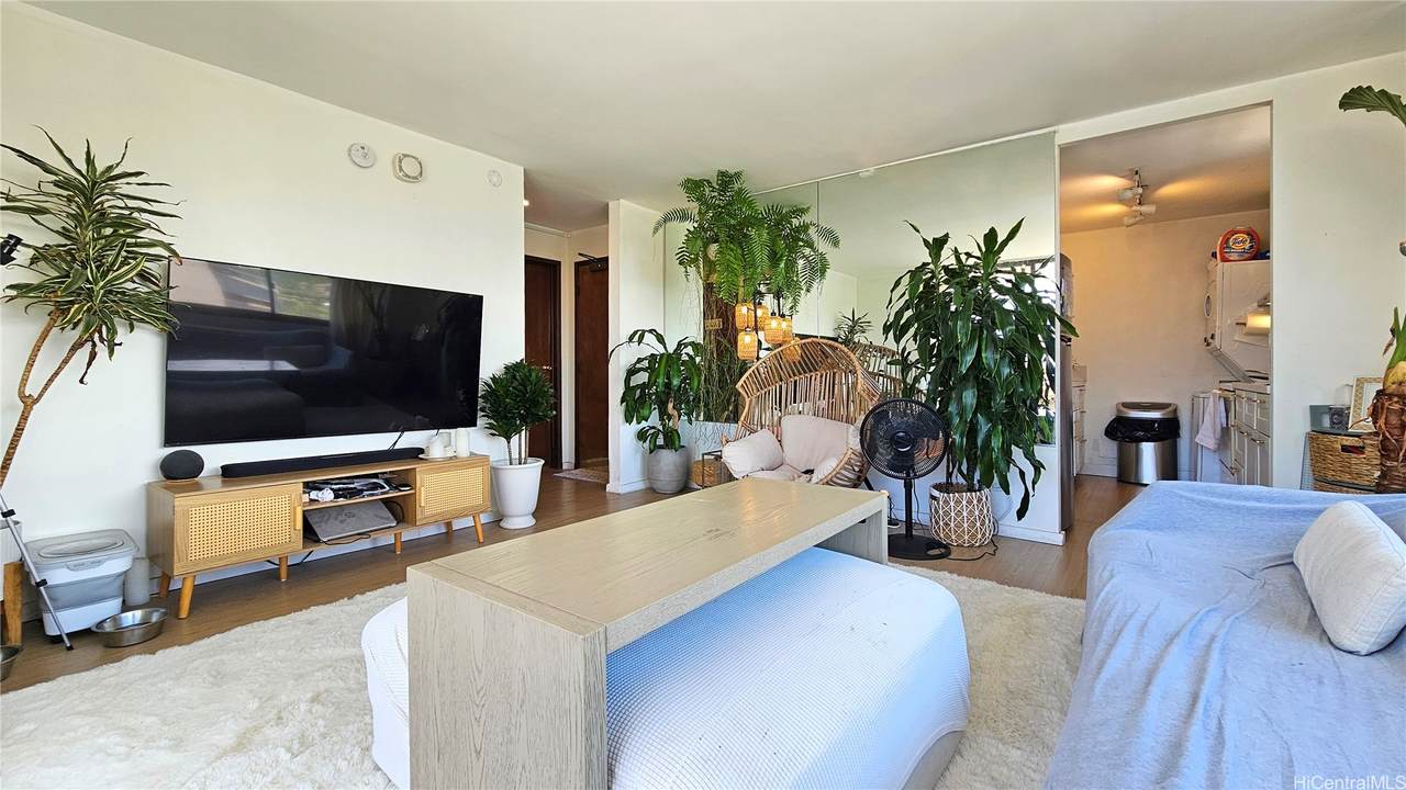 https://bt-photos.global.ssl.fastly.net/honolulu/1280_boomver_2_202605604-2.jpg