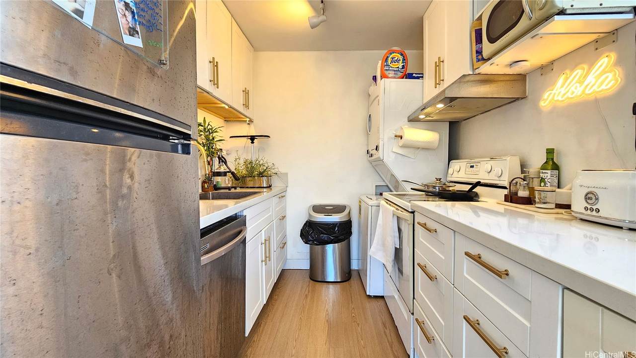 https://bt-photos.global.ssl.fastly.net/honolulu/1280_boomver_2_202605604-2.jpg