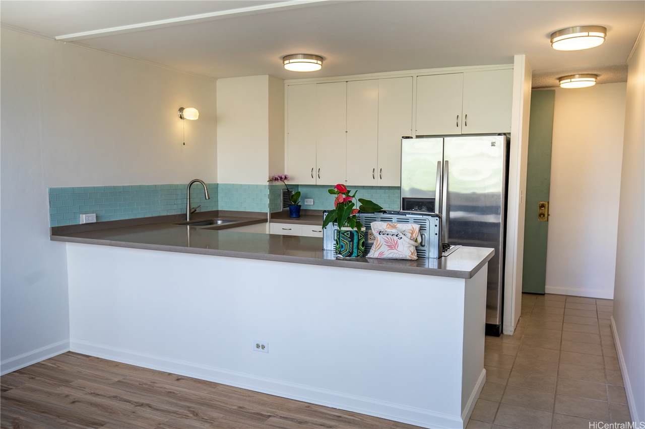 1722 Makiki Street - Photo 1