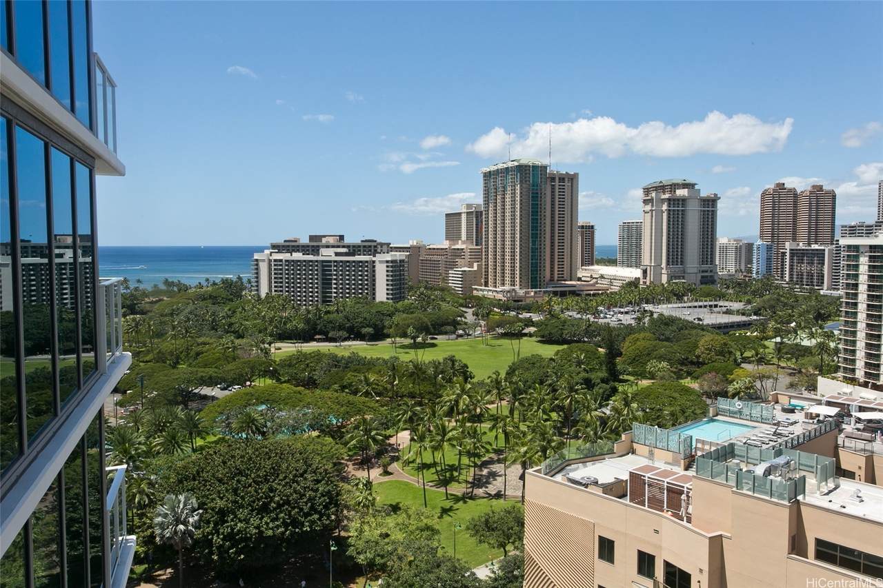 383 Kalaimoku Street - Photo 1