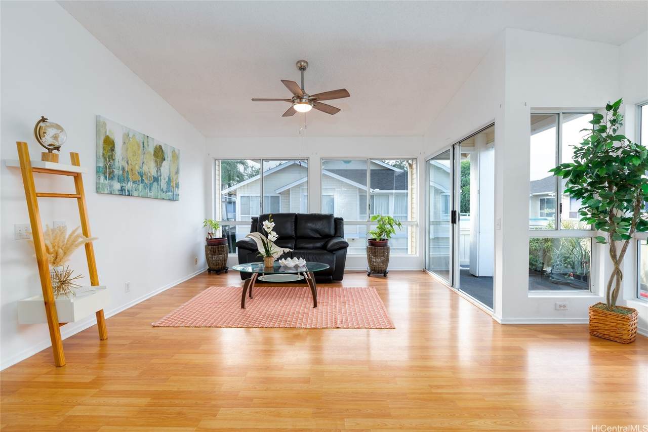 https://bt-photos.global.ssl.fastly.net/honolulu/1280_boomver_2_202606260-2.jpg